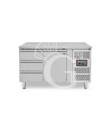 Tavolo Refrigerato 3 cassetti 1 porta -18°C/-22°C - Prof. 700 mm Esclusivo