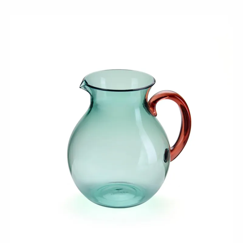 Acquista Ora Caraffa BALLOON DOLCEVITA Dimensioni 20x16,5 x h20cm- 2000 cc Dolce VITA manico Ergonomico presa sicura colore Verde matcha Guzzini