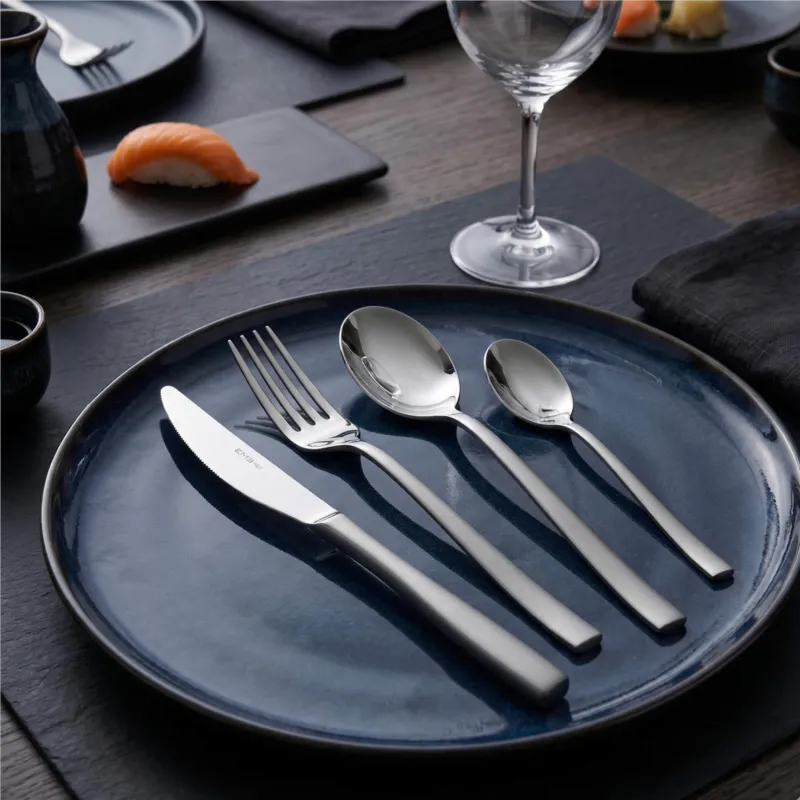 Occasione Imperdibile Confezione vetrina 24 pezzi Posate manico Satinato CELINE TWIN, inox 18.10 (AISI304), spessore 4,5 mm linea TWIN Metà satinata Metà Acciaio Lucido Eme Posaterie