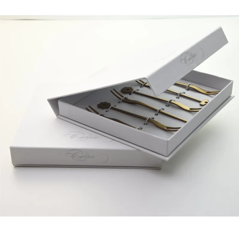 Must-Have Forchettine Party Cadeau Sahara 127 mm 6 pezzi assortiti in confezione a libro Oro Opaco Eme Posaterie