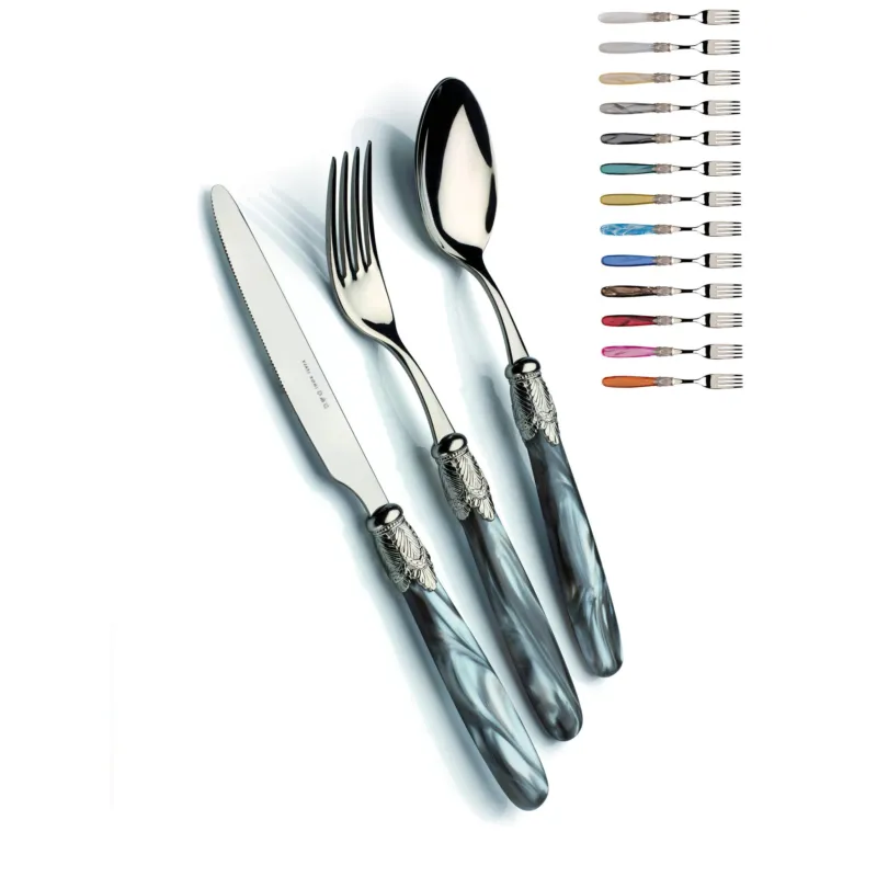 Servizio posate 4 pezzi ISCHIA Ghiera Inox Lucido e Acciaio in acciaio inox 18/10 lucido spessore 2,5 mm Manico in acrilico madreperlato con ghiera in metallo effetto inox lucido Domus e Design Trasparente Quantità Limitata