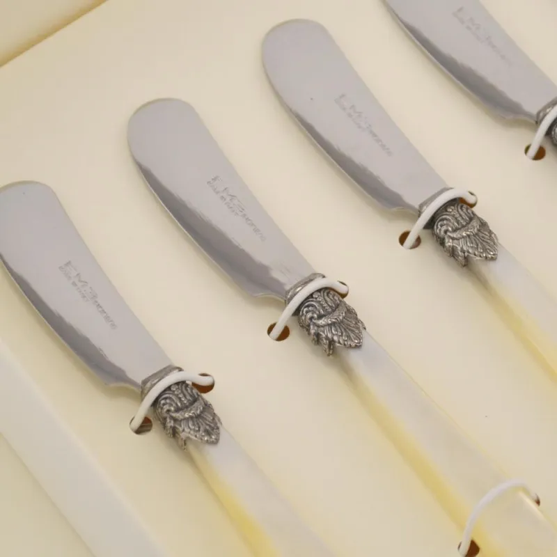 Confezione 6 Spalmaburro Piccoli 13,5 cm NAPOLEON composizione scatolata manicatura in acrilico con ghiera lunghezza 135 mm composizione in scatolata bomboniera serigrafata Eme Posaterie Avorio Perlato 13 EME Prezzo Conveniente