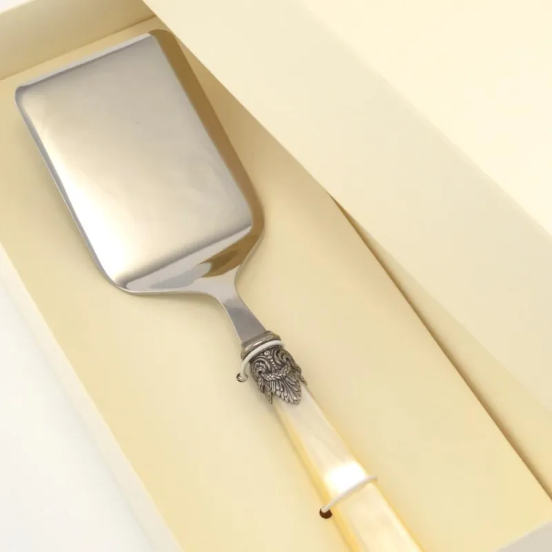 Confezione Pala Lasagne NAPOLEON manicatura in acrilico con ghiera lunghezza 246 mm composizione in scatolata bomboniera serigrafata Eme Posaterie Avorio Perlato 13 EME Nuovo Arrivo