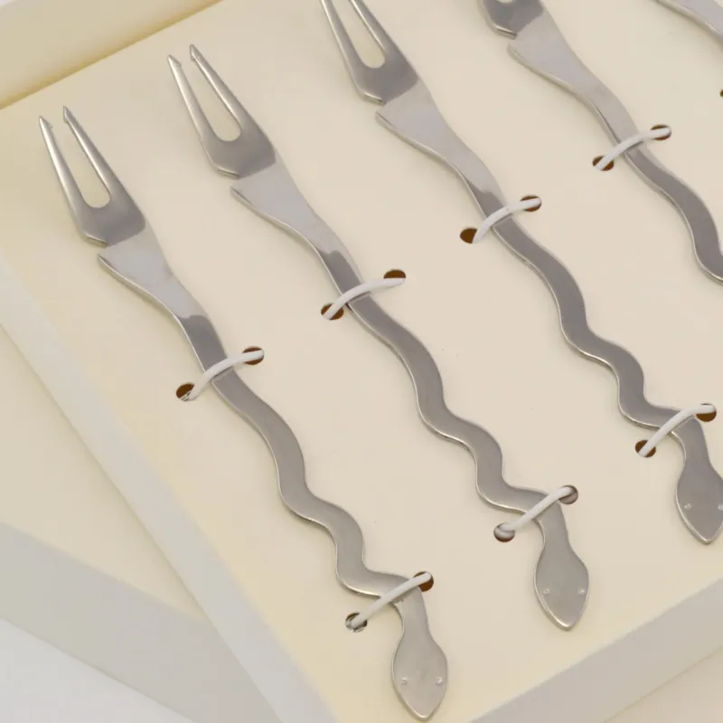 Must-Have Forchette Molluschi 6 pezzi Temptation in acciaio inox 18/10 Lucido spessore 2 mm in confezione bomboniera Eme Posaterie