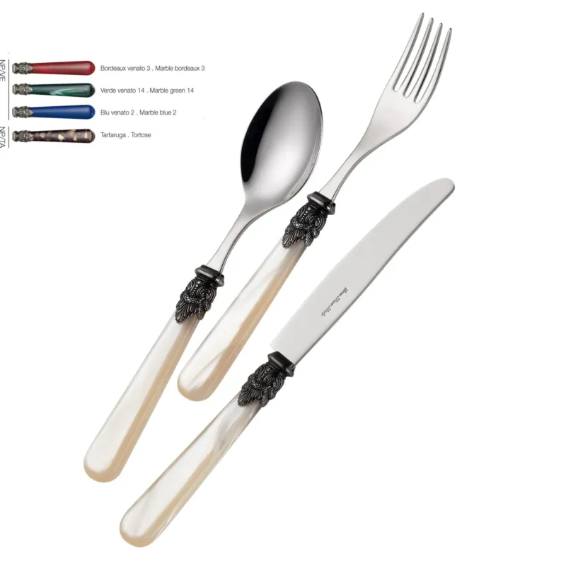 Offerta Speciale Servizio Posate Colorate Set 24 pezzi NAPOLEON VENATO in acciaio 1810 manico Colorato lavabili in lavastoviglie in Confezione Vetrina Eme Posaterie bordeaux 3 eme