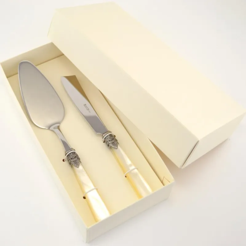 Compra Online Confezione due pezzi per Servire Dolce Linea NAPOLEON manicatura in acrilico con ghiera lunghezza 231-272 mm composizione in scatolata bomboniera serigrafata Eme Posaterie Avorio Perlato 13 EME