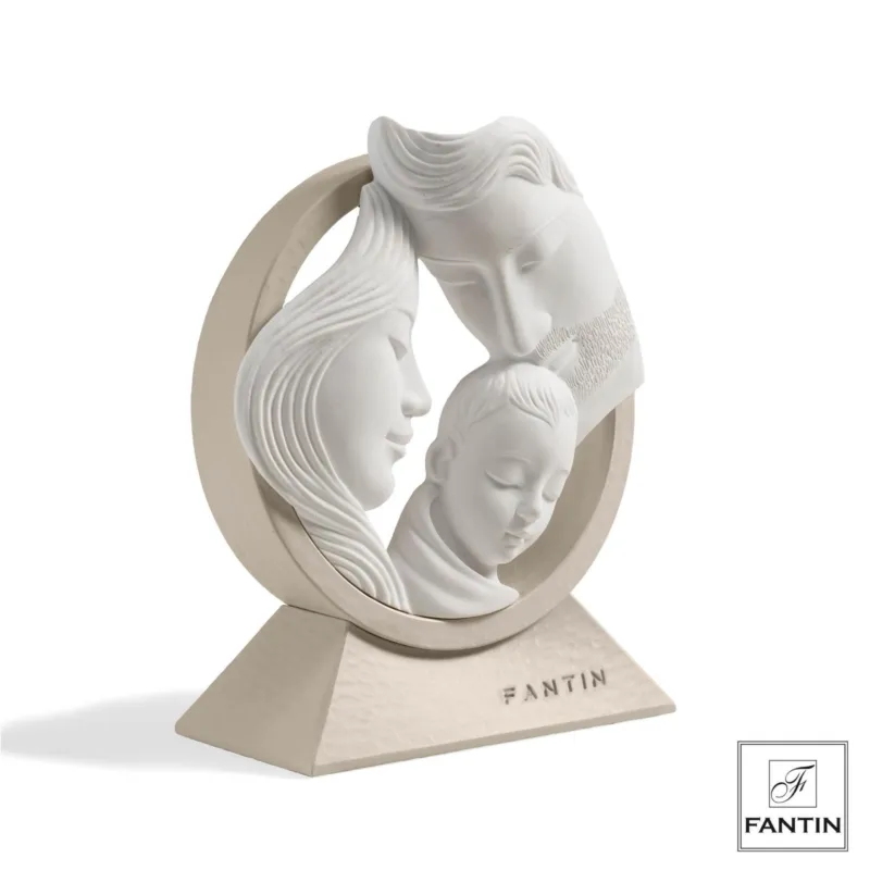 Acquista Ora Sacra famiglia in resina Grande base Tortora 21x24 cm immagine può essere appeso o appoggiato per bomboniera ,battesimo cresima, matrimonio Fantin Argenti
