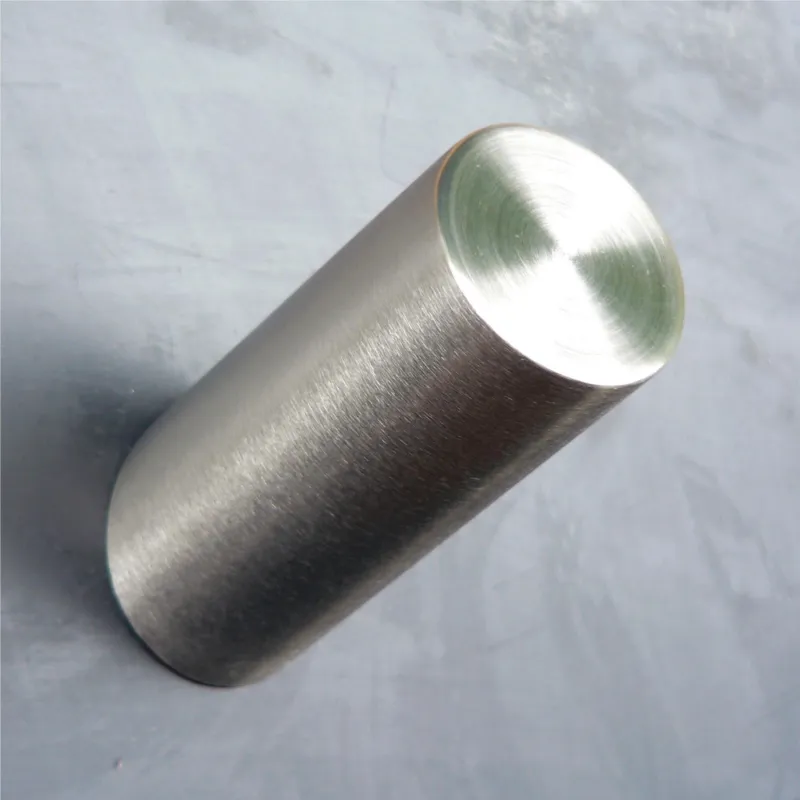 Appendiabiti da parete in acciaio inossidabile CYLINDER dimensioni 5x8,5x h 10,5 Cm Forma geometrica a cono Finitura satinato INSILVIS Professionale