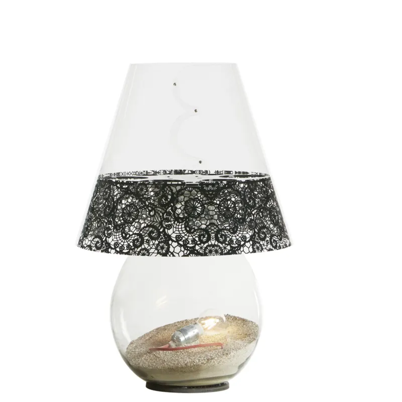 Lampada da Tavolo per interno in vetro BOMBONNE MINI Ø 46xh 68 cm -peso 13.5 Paralume in Policarbonato trasparente traforato Pizzo nero Emporium Miglior Prezzo