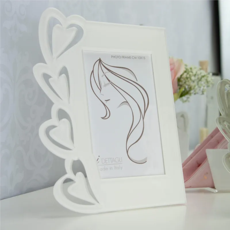 Portafoto in Crystalplex per foto 18x23 cm LOVE - 18x23 cm cornice in crystalplex bicolore bianco tortora I Dettagli Promozione
