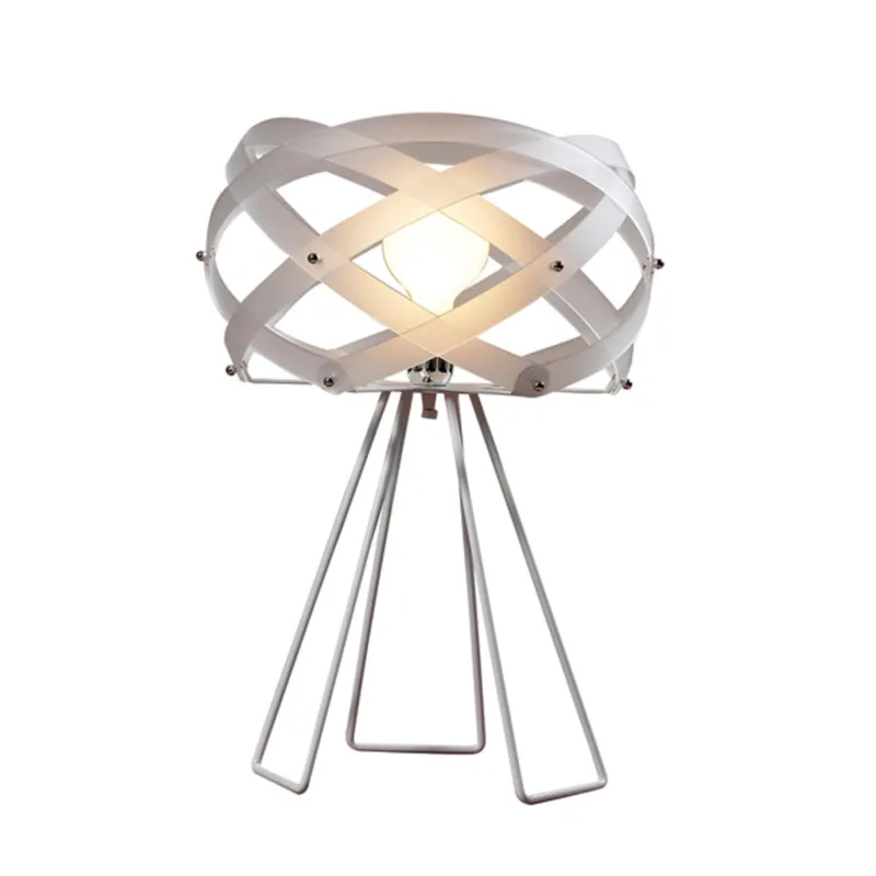 Prezzo Ridotto Lampada da Tavolo Nuclea Ø40xh58 cm con supporto in metallo verniciato paralume in bianco satinato Emporium