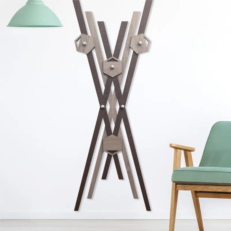 A Buon Prezzo Appendiabiti da Parete in legno tagliato al laser CHAGAL‘ 66x170xh8 cm- Legno laccato pomi Fumo - wengè I Dettagli
