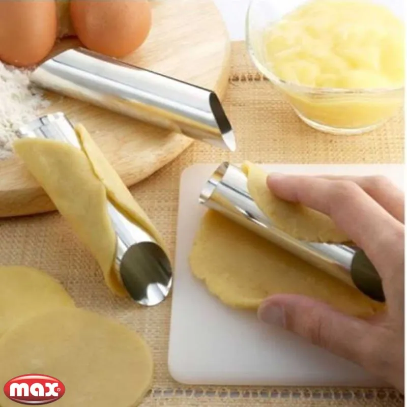Stampi Cannoli e Cake Design Set 3 Pezzi Metallo Accessori Cucina Kit Dolci Esclusivo