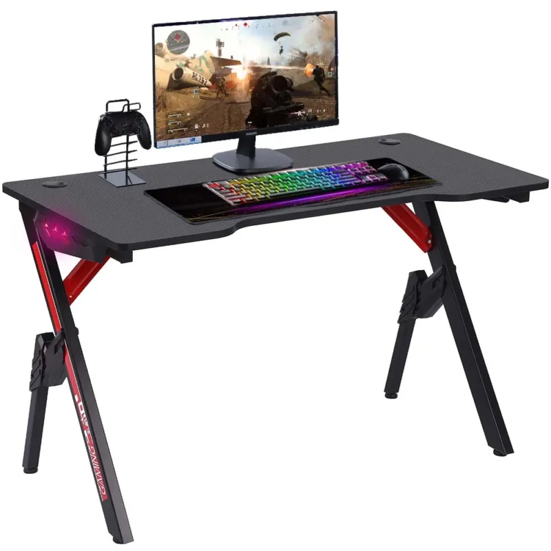 Scrivania Gaming Porta Pc Computer con Luci LED RGB e Tappetino Mouse Pad 80x30 Più Venduto