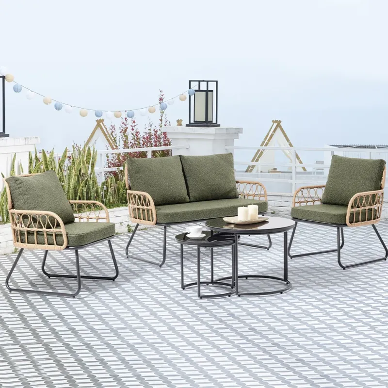 Set 5 Pezzi Arredo da Giardino in Polyrattan Tavolo Divanetto e Sedie da Esterno Economico