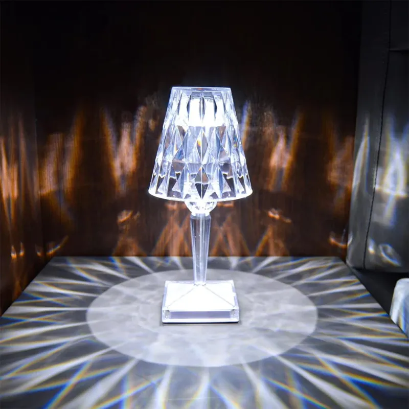Offerta Del Giorno Lampada Cristallo da Tavolo LED Gioco di Luce Diamante Touch Control 3 Colori