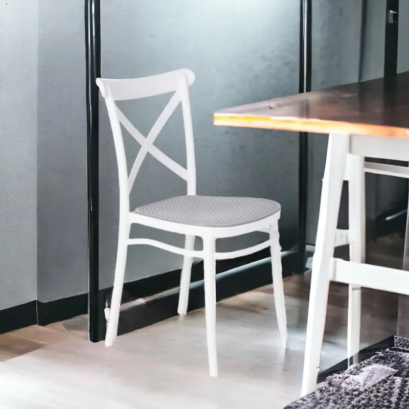 Set 4 Sedie da Tavolo in Plastica Resistente PEr Interno ed Esterno Bianco Più Venduto