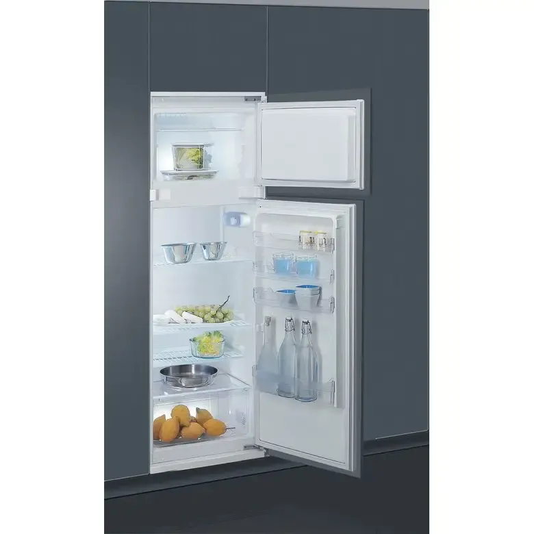 Indesit T 16 A1 D/I 1 frigorifero con congelatore Da incasso 239 L F Acciaio inossidabile Vendita Finale
