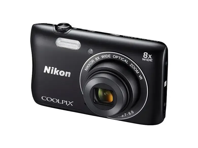 Offerta Nikon COOLPIX S3700 1/2.3" Fotocamera compatta 20,1 MP CCD 5152 x 3864 Pixel Nero