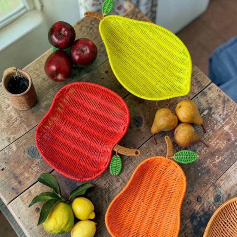 Spedizione Espresso Cestina porta frutta decorativa mela rossa 28x28x26 in filo PP - Montemaggi