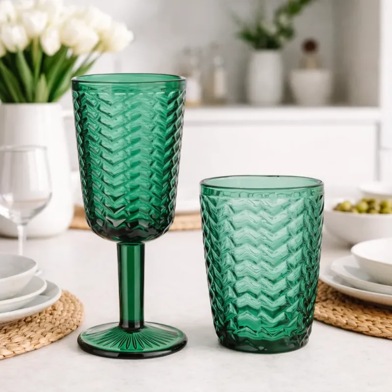 Acquista Ora Set 6 Bicchieri/Calici Wave in Vetro Sfaccettato Verde - Montemaggi