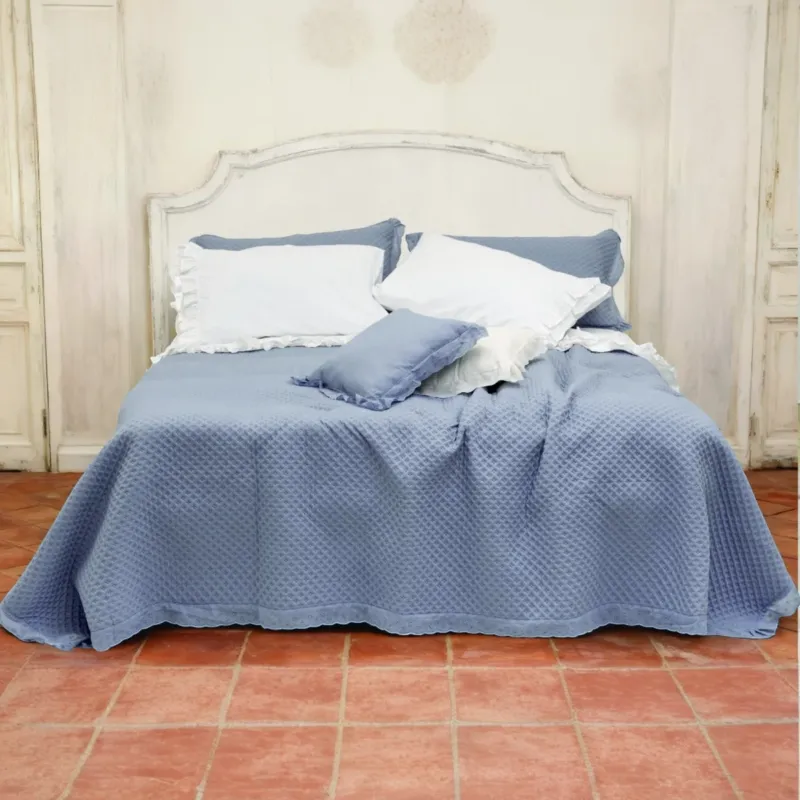 Trapuntino Matrimoniale Fiorellino L’Atelier17 260x260 con Federe Ultrasonic e Sangallo Novità